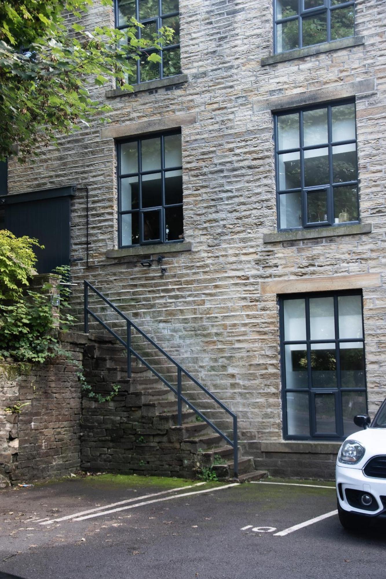 2-Bedroom With Breathtaking Views In Holmfirth Village, Huddersfield Habitación foto